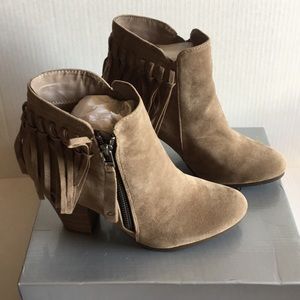 Breckelle’s Beige Fringe Booties